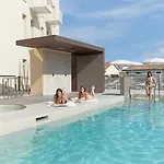 Continental & Hotel