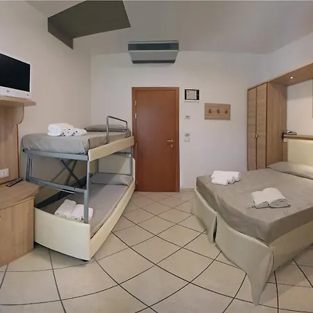 Continental & Hotel 3*