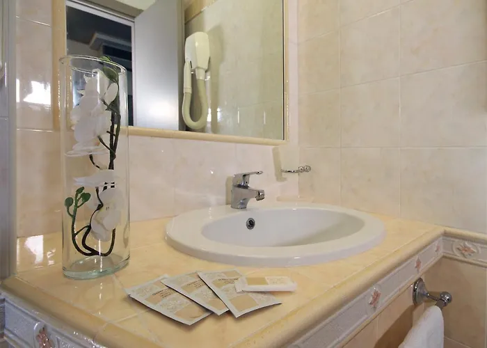 ホテル Continental & 3*